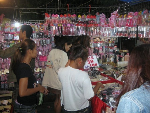 Таиланд. Паттайя. Фото с ночного рынка.