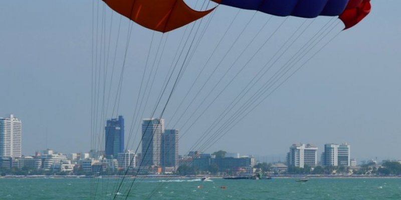 Тайланд. Паттайя. Морская прогулка по трем островам. Экскурсия с бесплатным парашютом и плюшкой. 